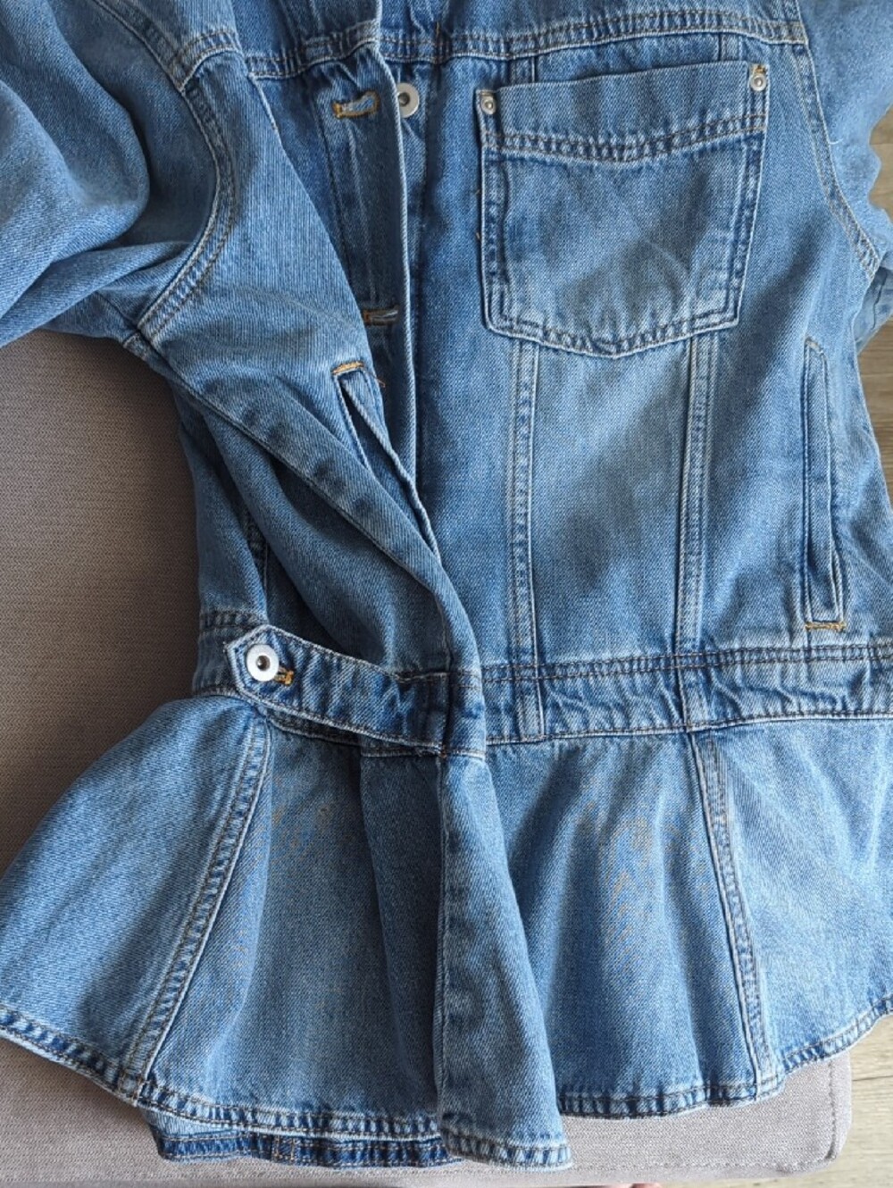 NWT🔖Anthropologie Denim Peplum waist Trucker Jacket Blue - Picture 2 of 4